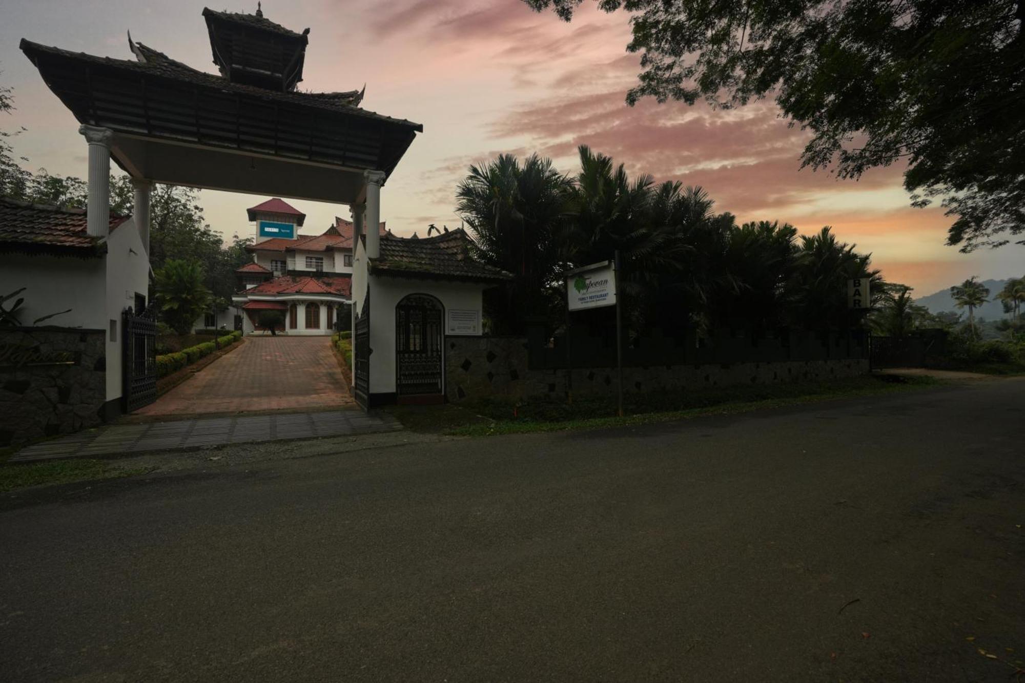 Palette Resorts- Tapovan Green County Thattakad ภายนอก รูปภาพ