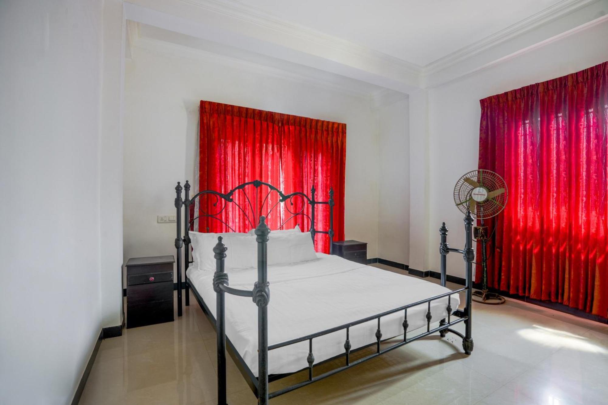 Palette Resorts- Tapovan Green County Thattakad ภายนอก รูปภาพ