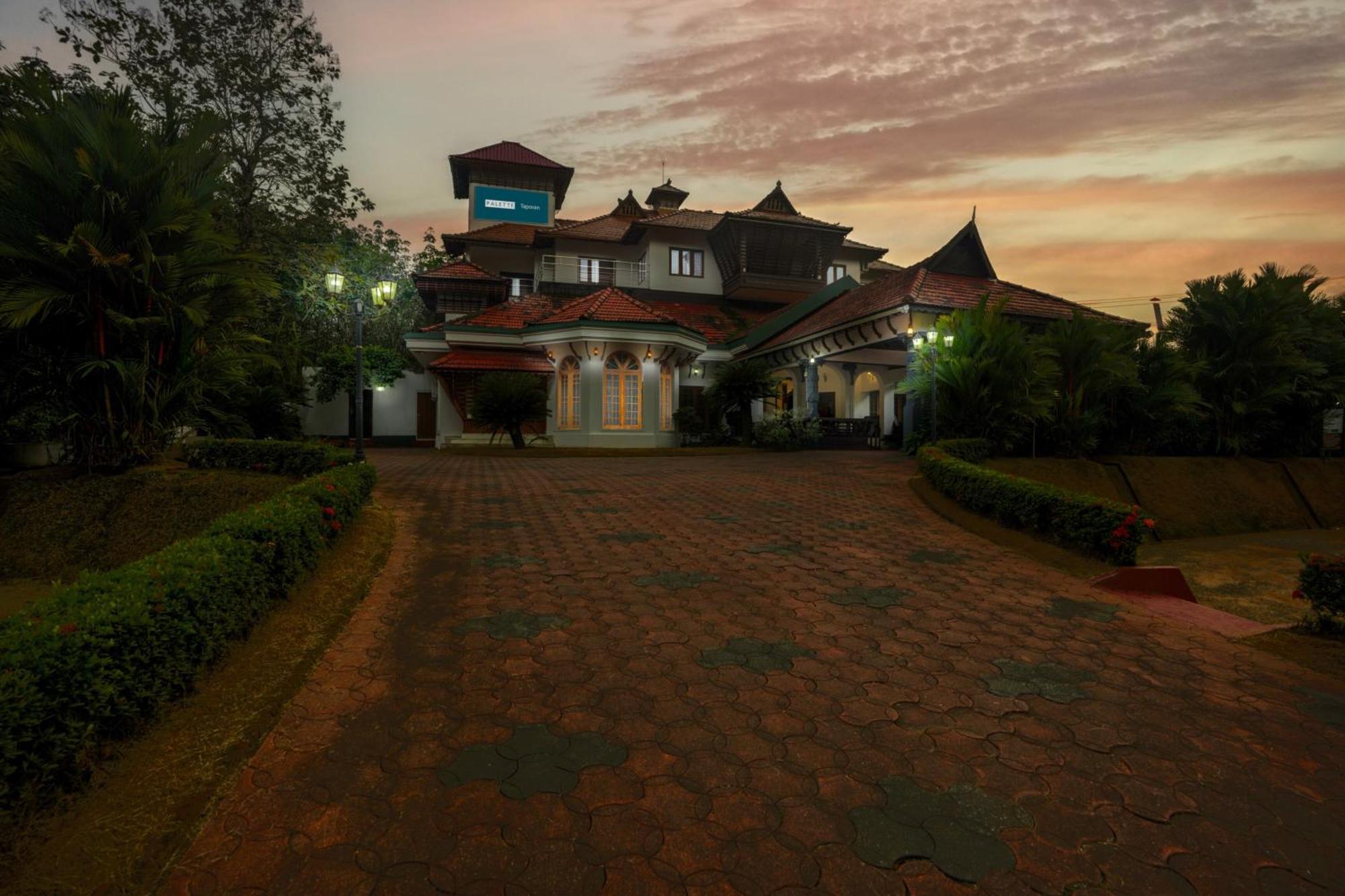 Palette Resorts- Tapovan Green County Thattakad ภายนอก รูปภาพ