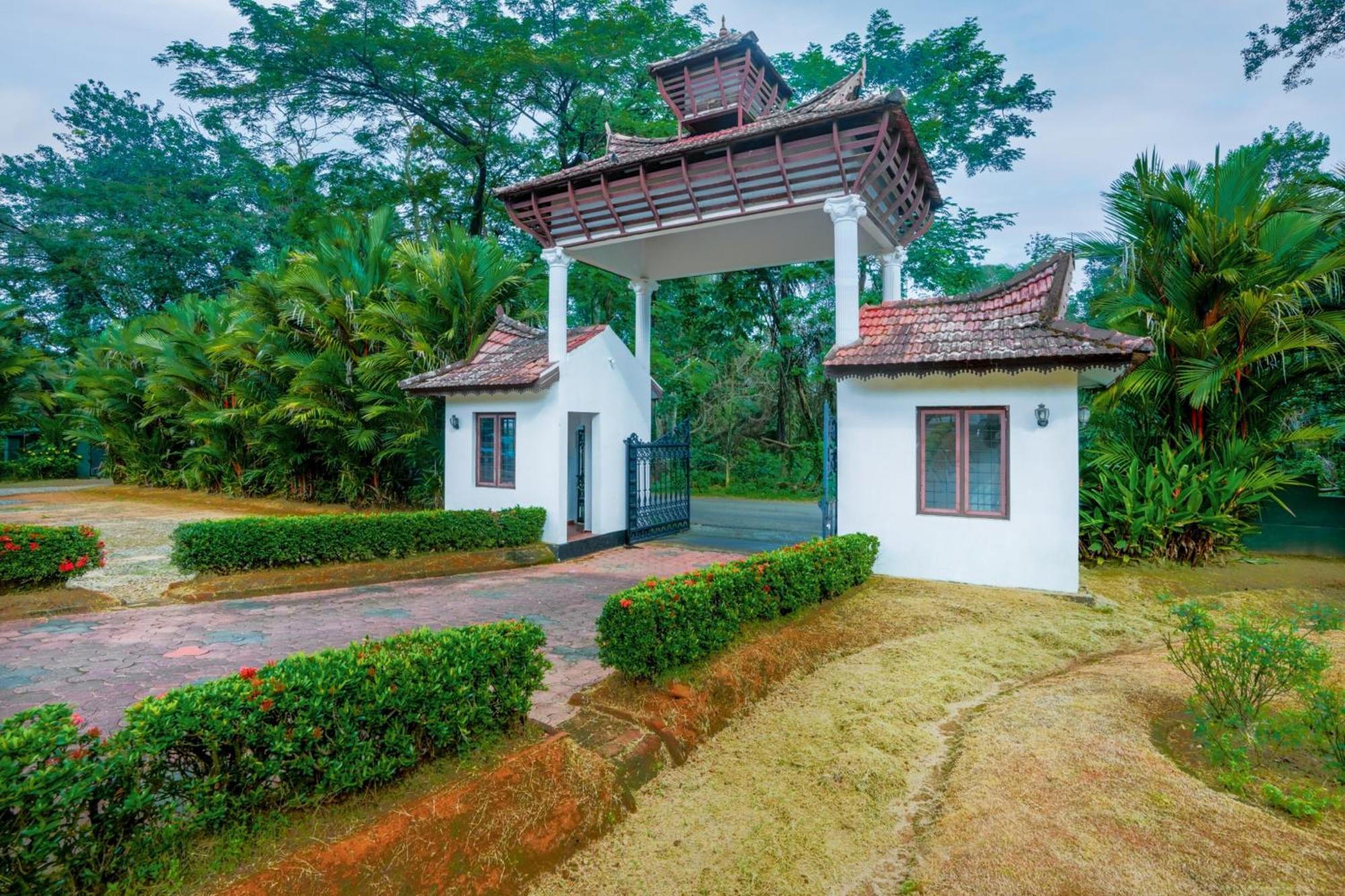 Palette Resorts- Tapovan Green County Thattakad ภายนอก รูปภาพ