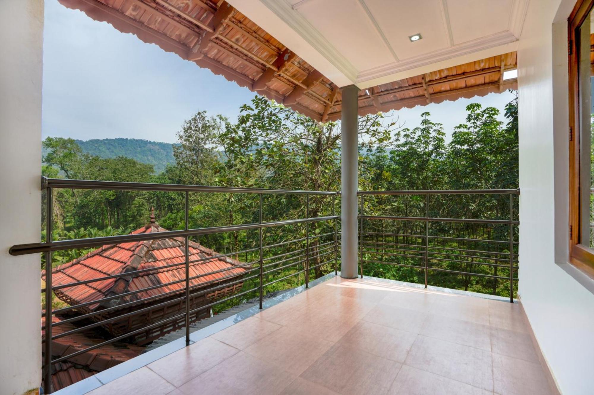 Palette Resorts- Tapovan Green County Thattakad ภายนอก รูปภาพ